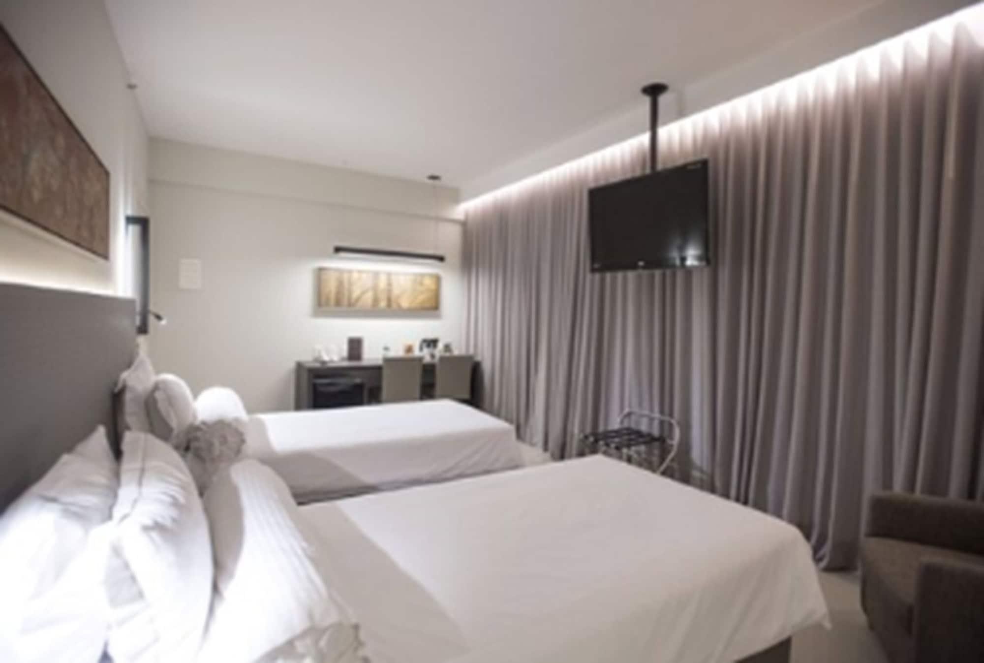 Royal Boutique Savassi Hotel Belo Horizonte Kültér fotó A room at the hotel
