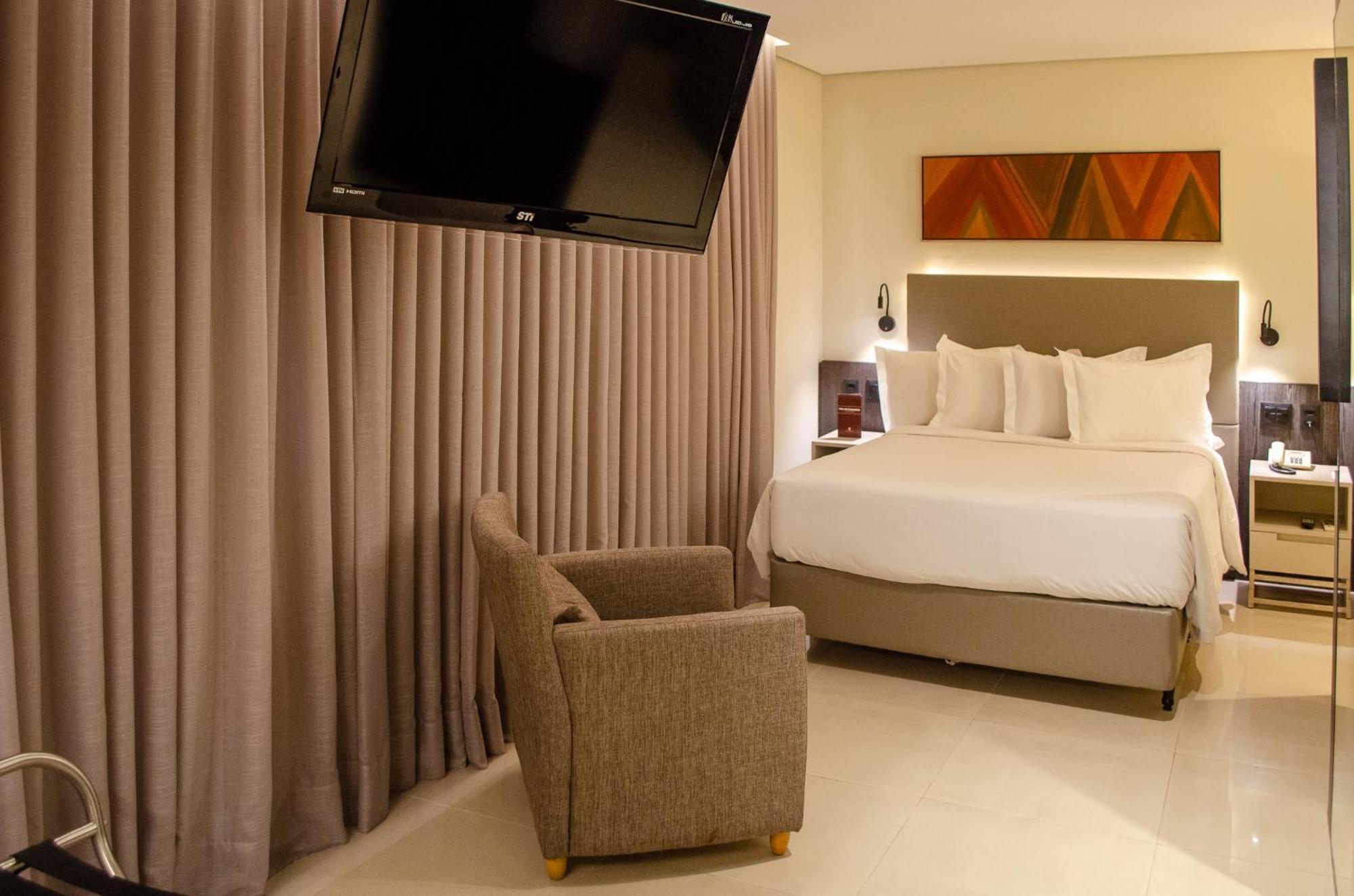 Royal Boutique Savassi Hotel Belo Horizonte Kültér fotó A room at the hotel