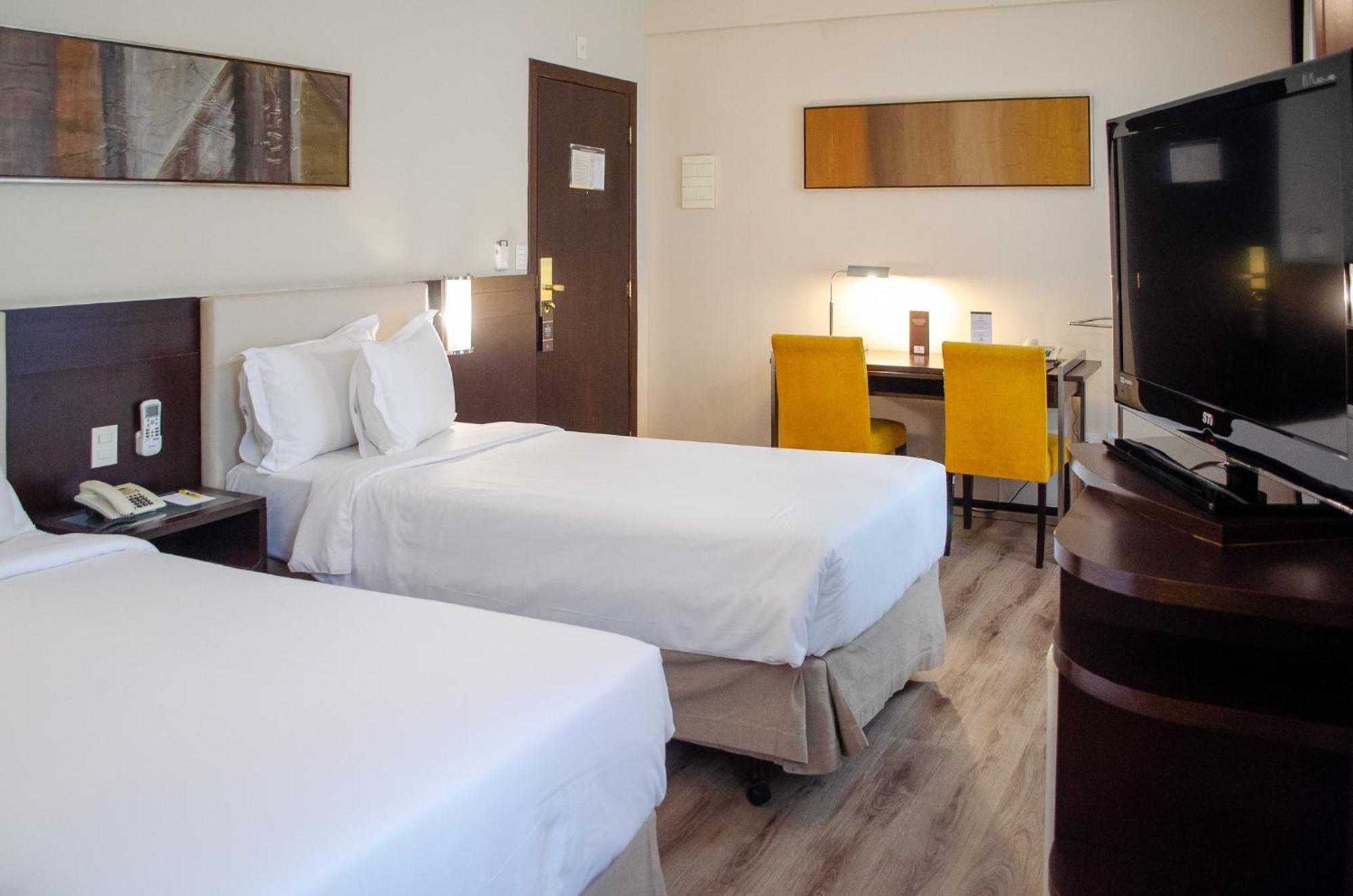 Royal Boutique Savassi Hotel Belo Horizonte Kültér fotó A typical room at the hotel